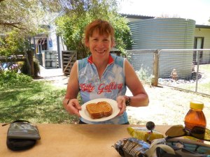 Cheese and tomato toastie - lunch at ride's end