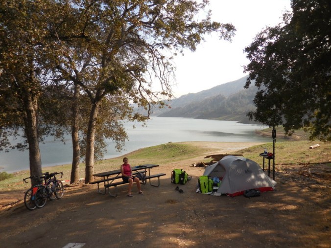 Camp at Pine Flat Lake