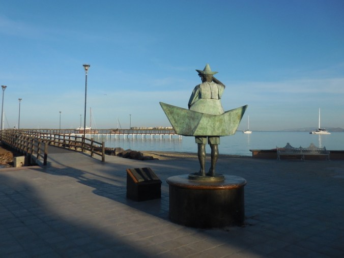 Malecon sculpture 3