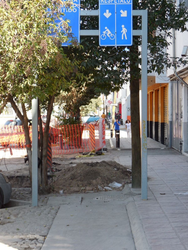 Bike path in Leon - ends