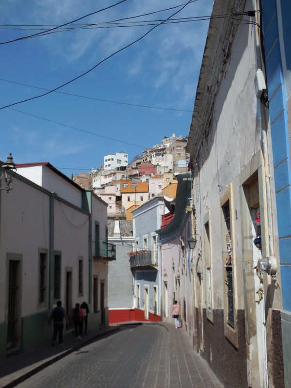 Guanajuato street scene 1
