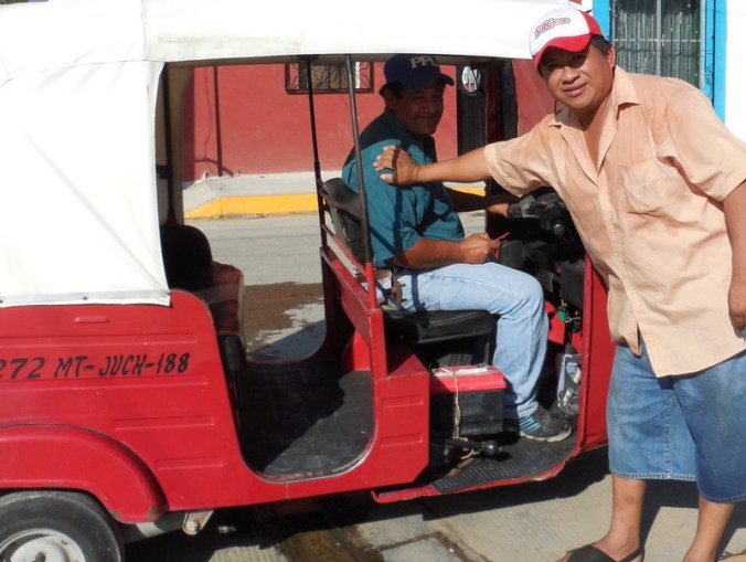 Helpful taxi and tuk-tuk drivers