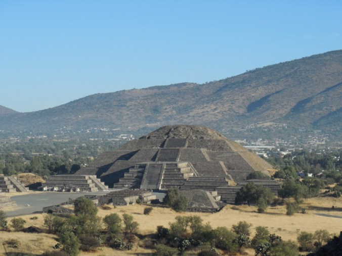 Pyramid of the Moon 4