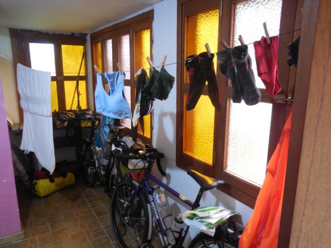 Cyclist room - wow wet