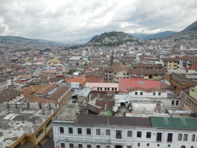 Quito skyline 1