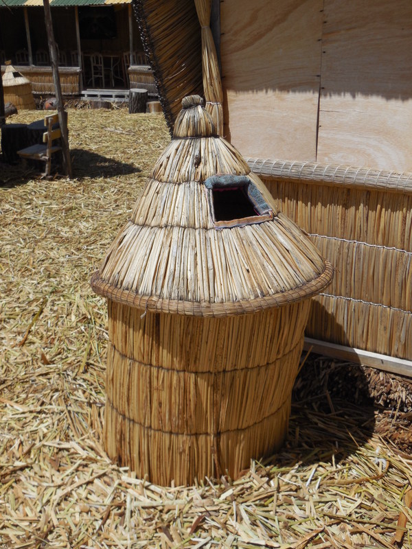 Island garbage bin 1