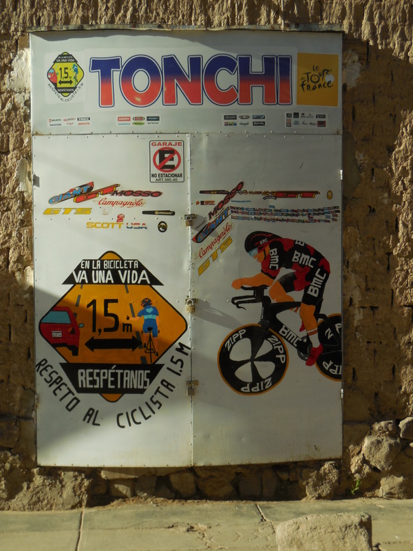 Tonchi bike shop Tupiza 1 (2)