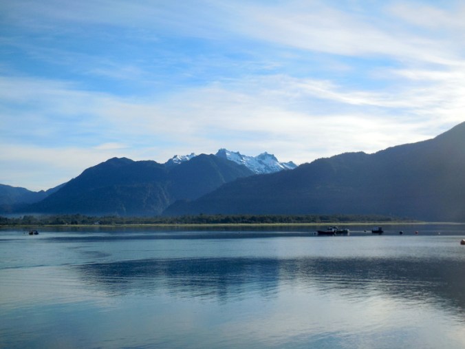 Hornopirén Harbour morning 1