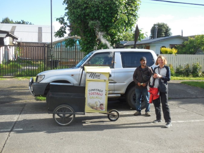 Wandering nut seller