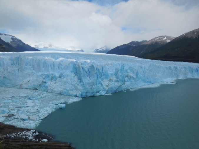Glacier Perito Moreno in action 1