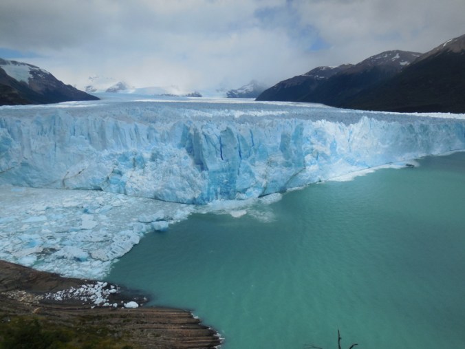 Glacier Perito Moreno in action 3