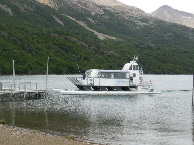 Lago Desierto ferry
