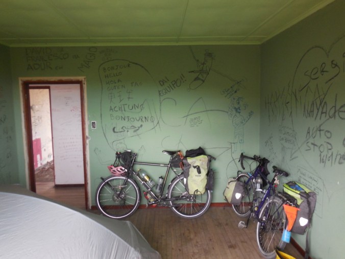 Pink House - camping