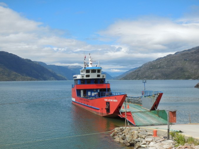 Puerto Yungay ferry 1