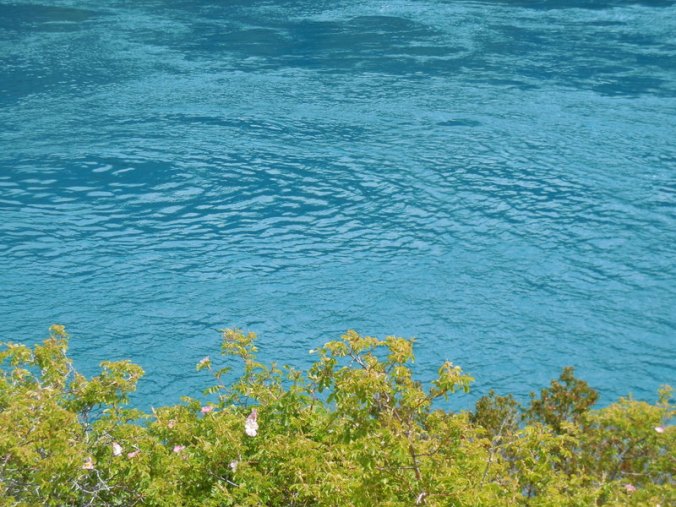 River leaving Lago General Carrera 3