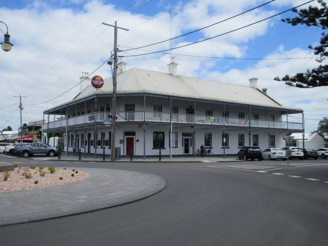 Port Fairy hotel