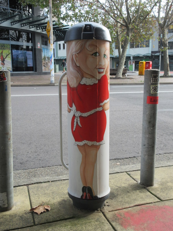 Teleco pole art